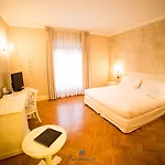 Relaisfranciacorta Ξενοδοχείο 4*