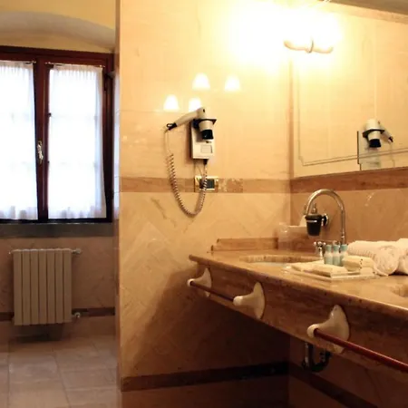 Relaisfranciacorta 4*