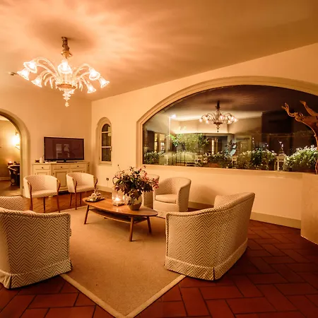 Relaisfranciacorta 4* Corte Franca