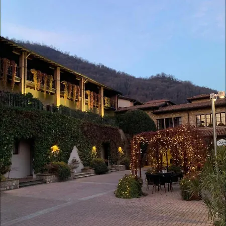 Relaisfranciacorta 4*