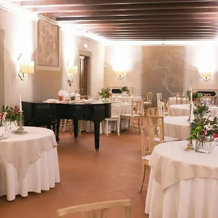 Relaisfranciacorta 4*