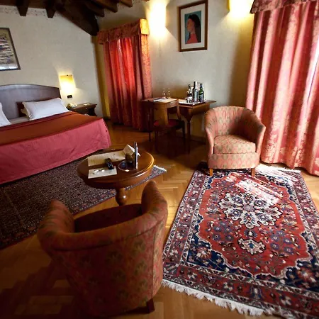 Relaisfranciacorta 4*